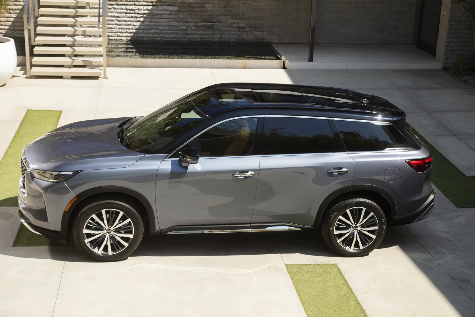 Family Luxury: 2022 Infiniti QX60