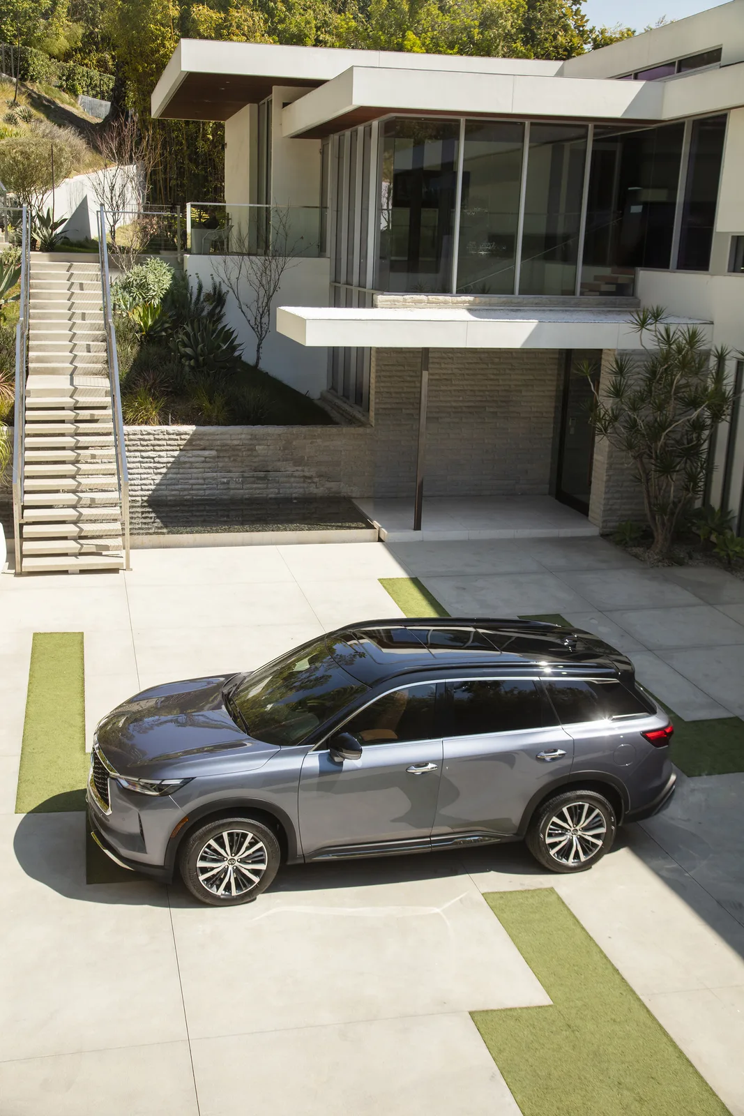 Family Luxury: 2022 Infiniti QX60
