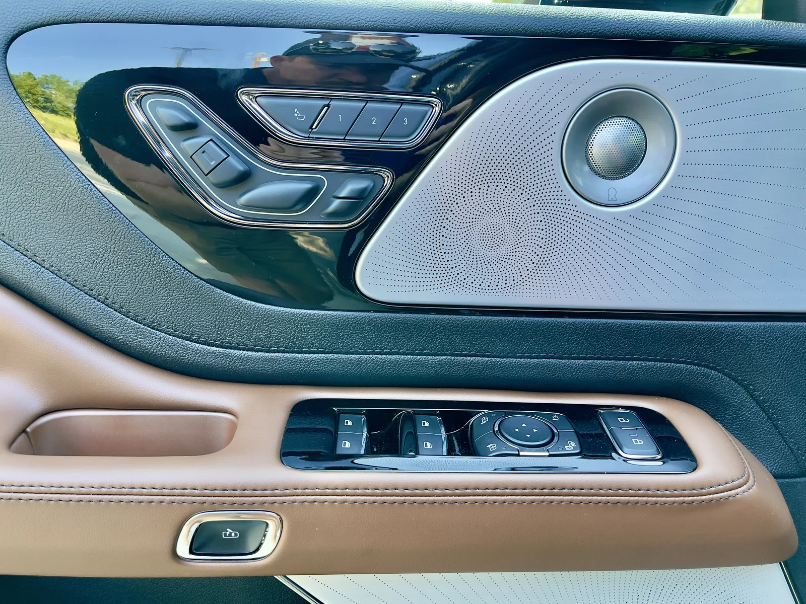 On Cloud 9: 2022 Lincoln Aviator Reserve I AWD