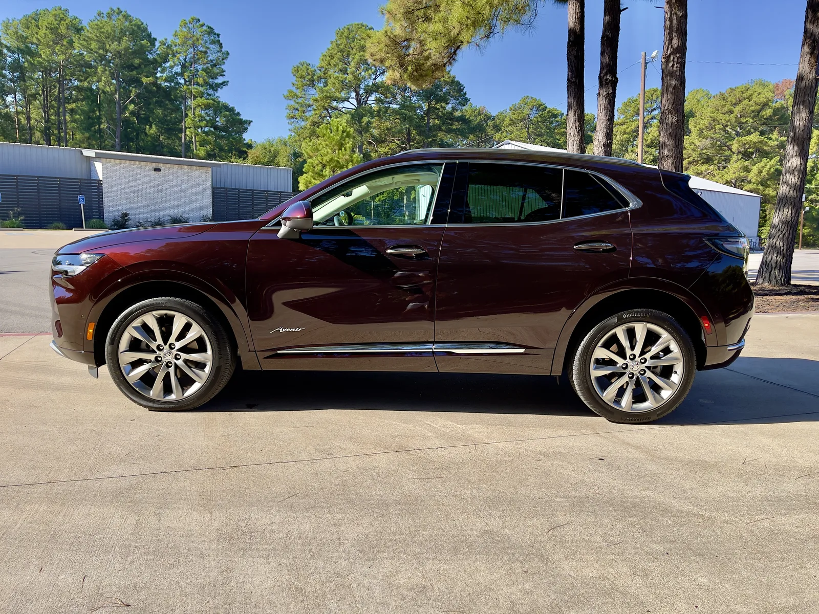 Better than Mazda CX-50? 2022 Buick Envision Avenir