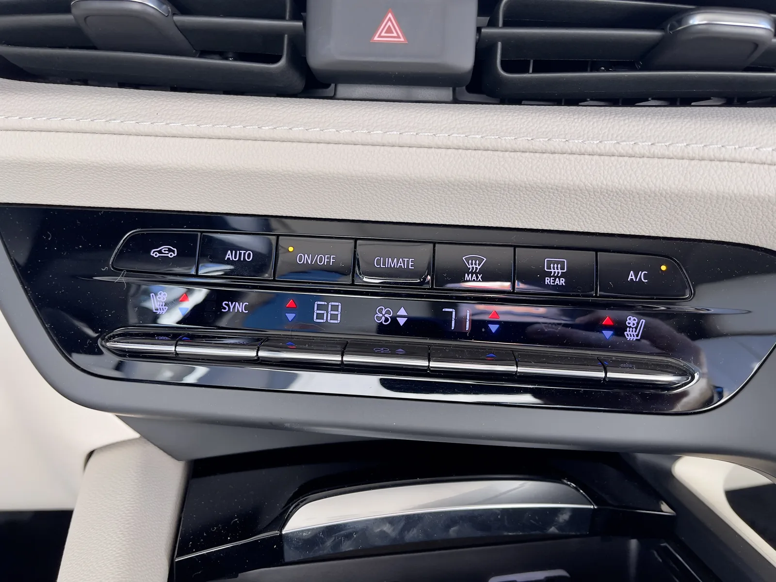 Better than Mazda CX-50? 2022 Buick Envision Avenir