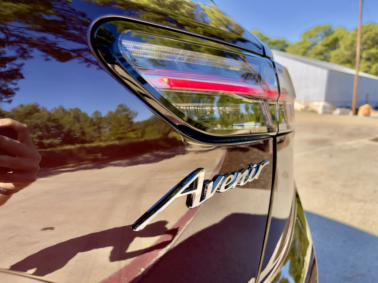Better than Mazda CX-50? 2022 Buick Envision Avenir
