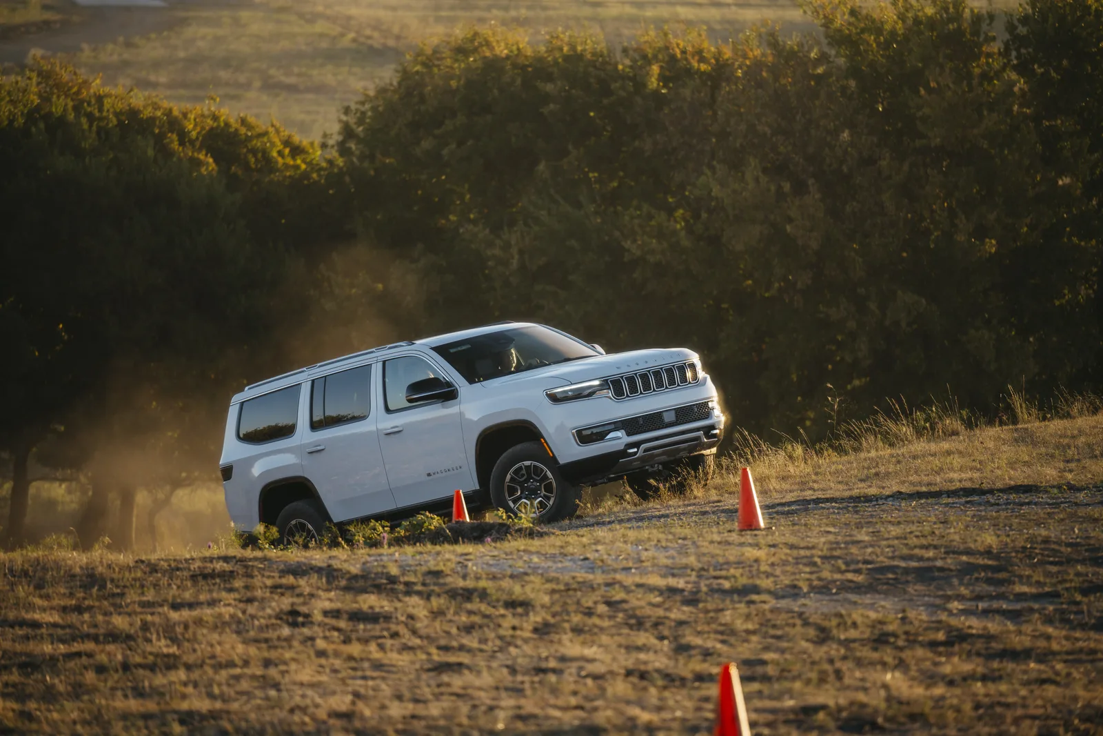No More Hemi? 2023 Grand Wagoneer L Quick Take