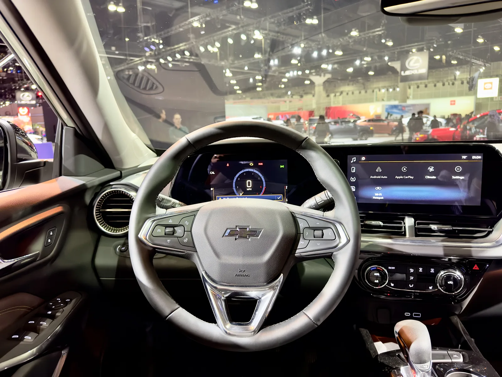2024 Chevrolet Trax: A Pleasant, Inexpensive Surprise!