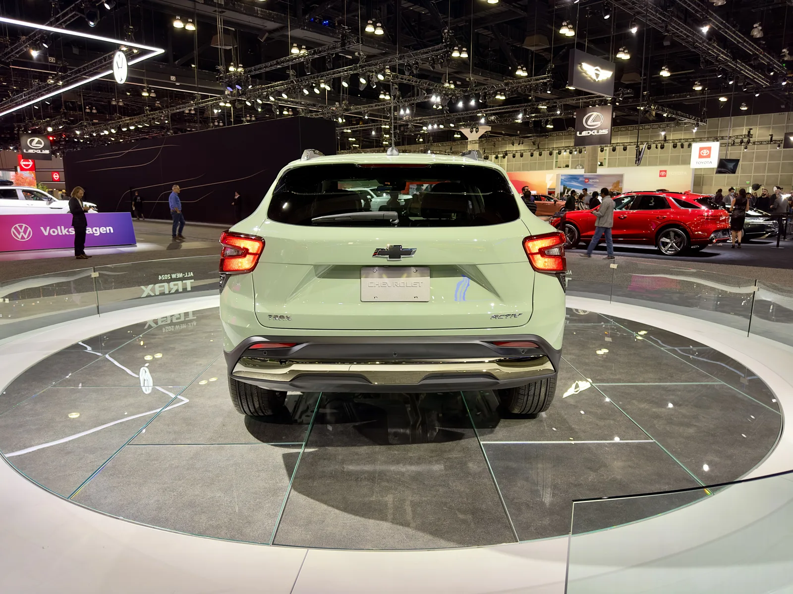 2024 Chevrolet Trax: A Pleasant, Inexpensive Surprise!