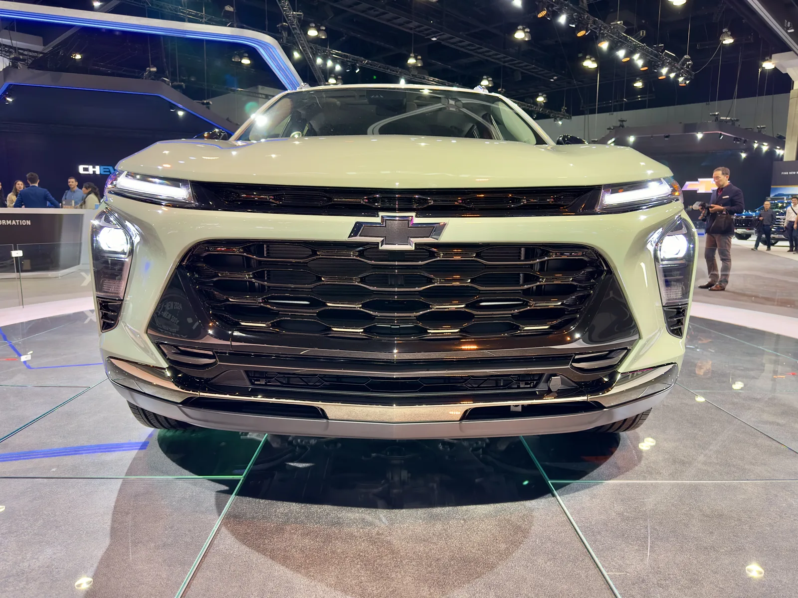 2024 Chevrolet Trax: A Pleasant, Inexpensive Surprise!