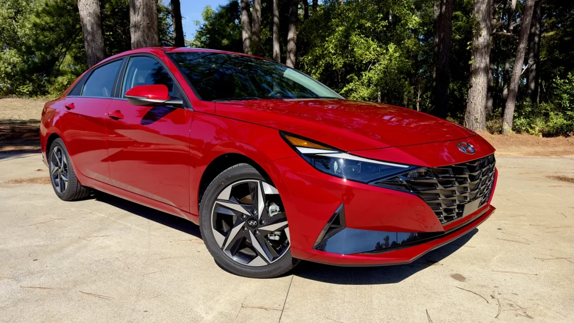 Better Value than a Honda Civic? We Test the 2023 Hyundai Elantra Limited