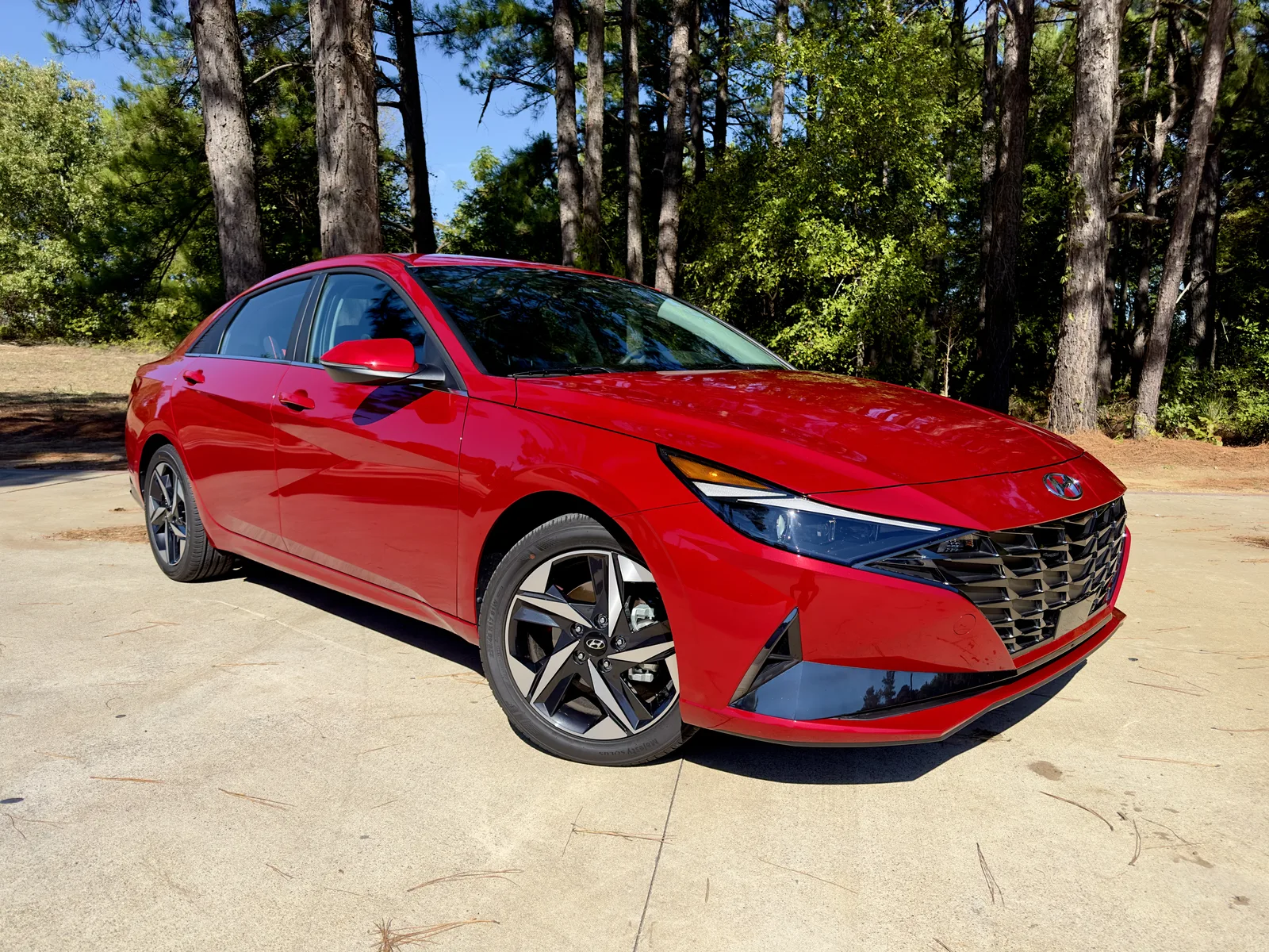 Better Value than a Honda Civic? We Test the 2023 Hyundai Elantra Limited