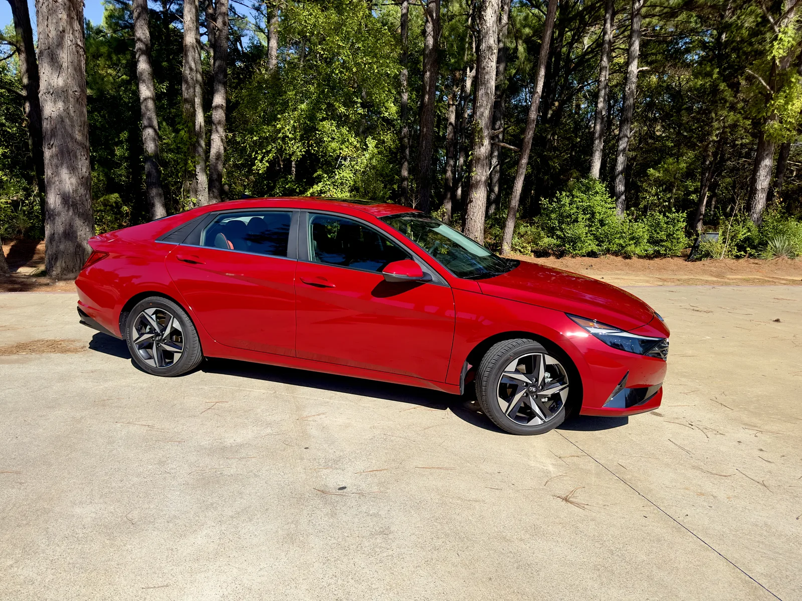 Better Value than a Honda Civic? We Test the 2023 Hyundai Elantra Limited