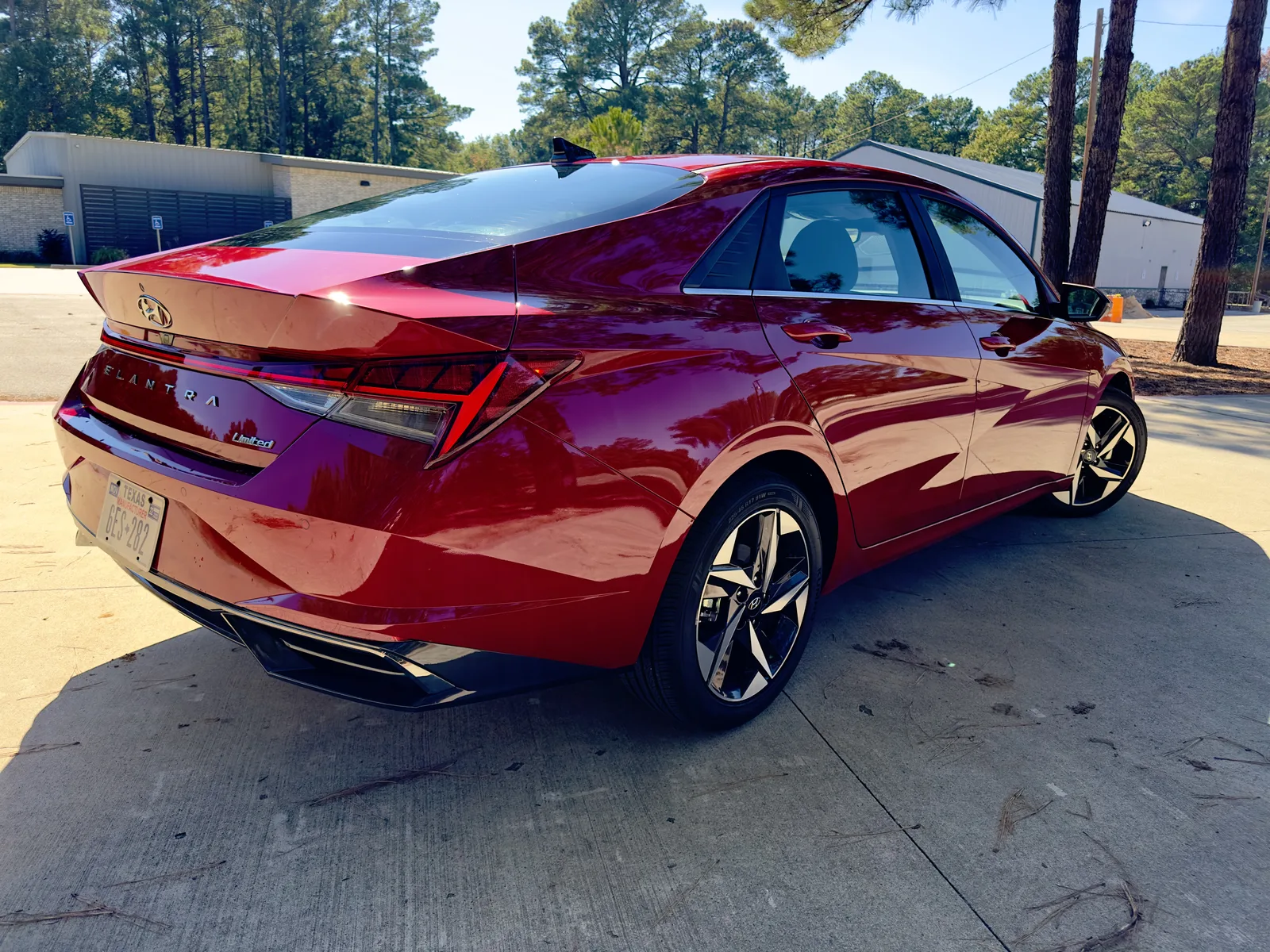 Better Value than a Honda Civic? We Test the 2023 Hyundai Elantra Limited