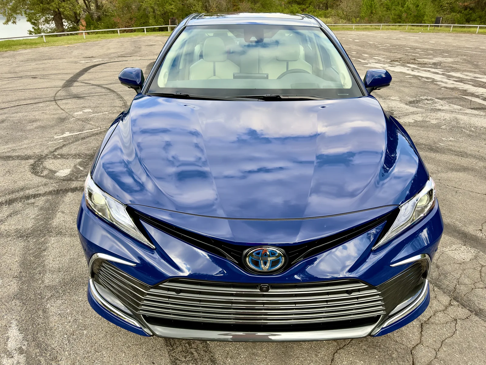 Dad-Mode Unlocked: 2023 Toyota Camry Hybrid