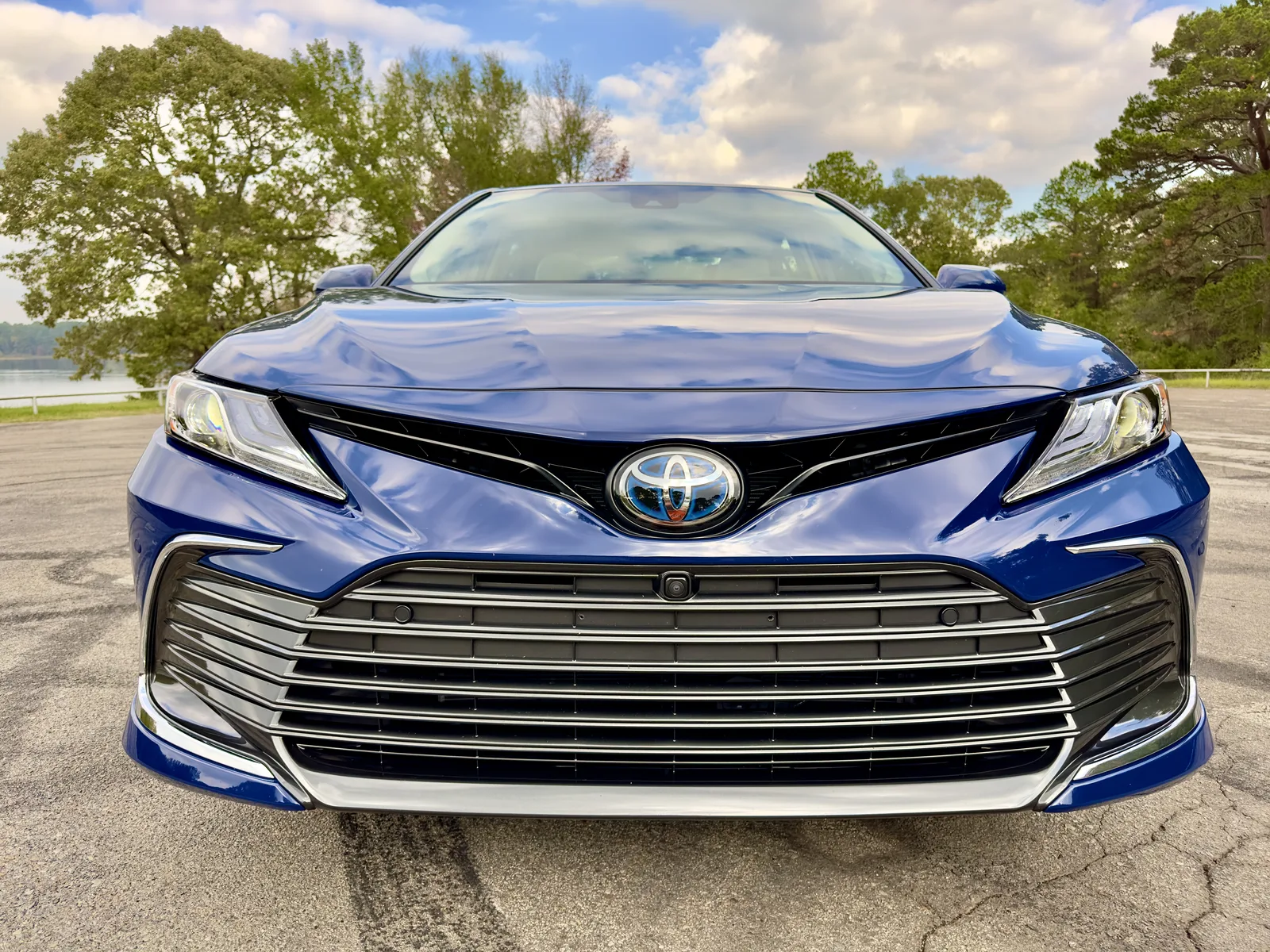 Dad-Mode Unlocked: 2023 Toyota Camry Hybrid