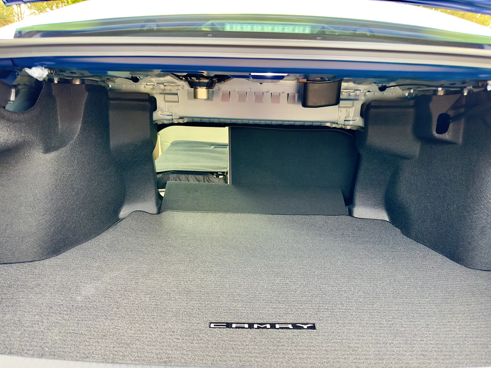 Dad-Mode Unlocked: 2023 Toyota Camry Hybrid