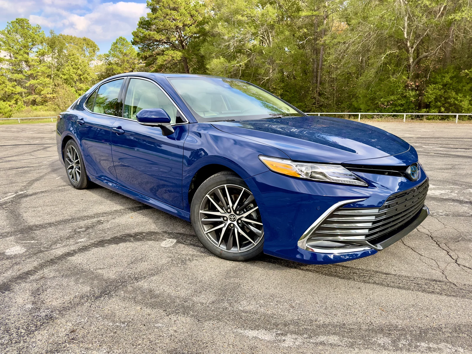 Dad-Mode Unlocked: 2023 Toyota Camry Hybrid