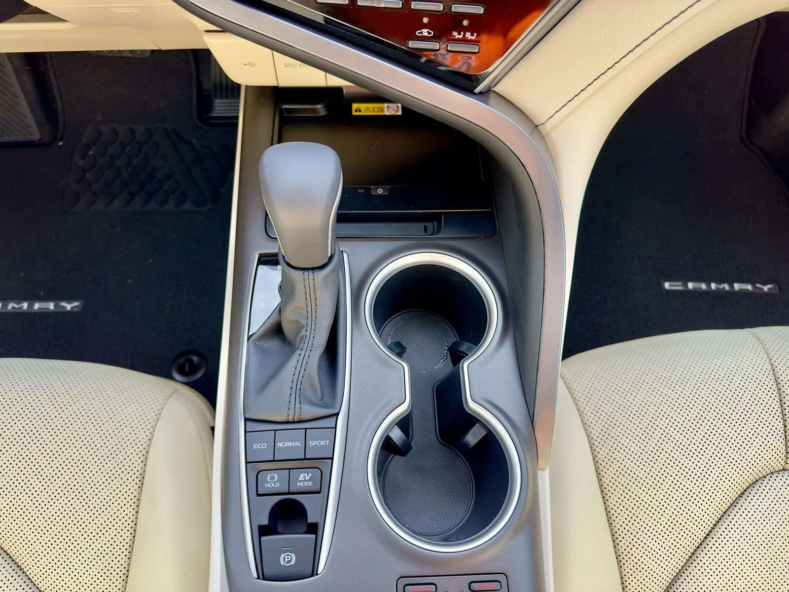 Dad-Mode Unlocked: 2023 Toyota Camry Hybrid