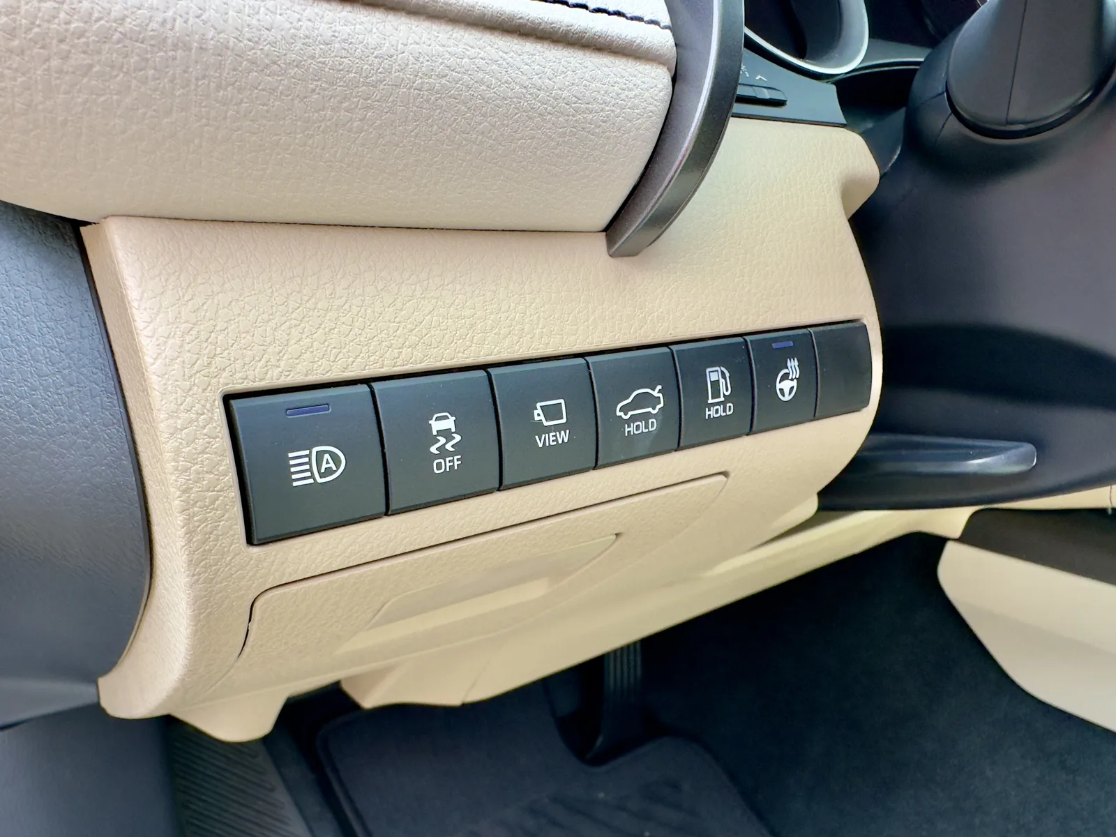 Dad-Mode Unlocked: 2023 Toyota Camry Hybrid