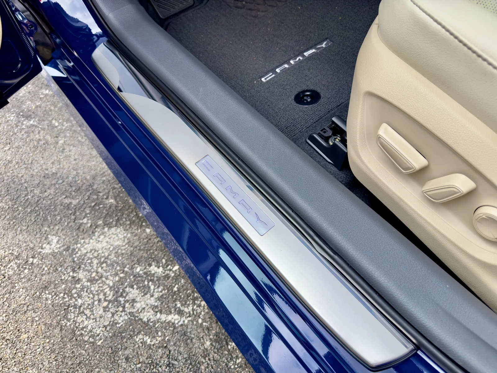 Dad-Mode Unlocked: 2023 Toyota Camry Hybrid