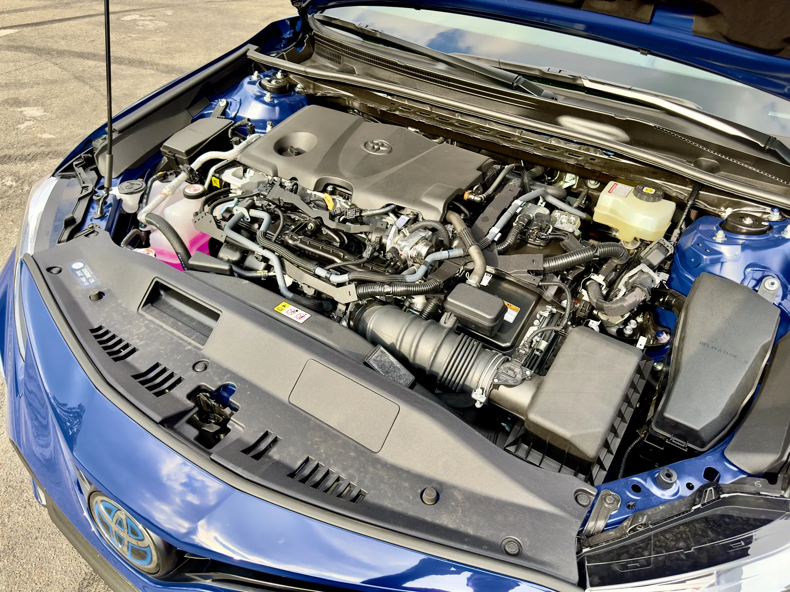 Dad-Mode Unlocked: 2023 Toyota Camry Hybrid