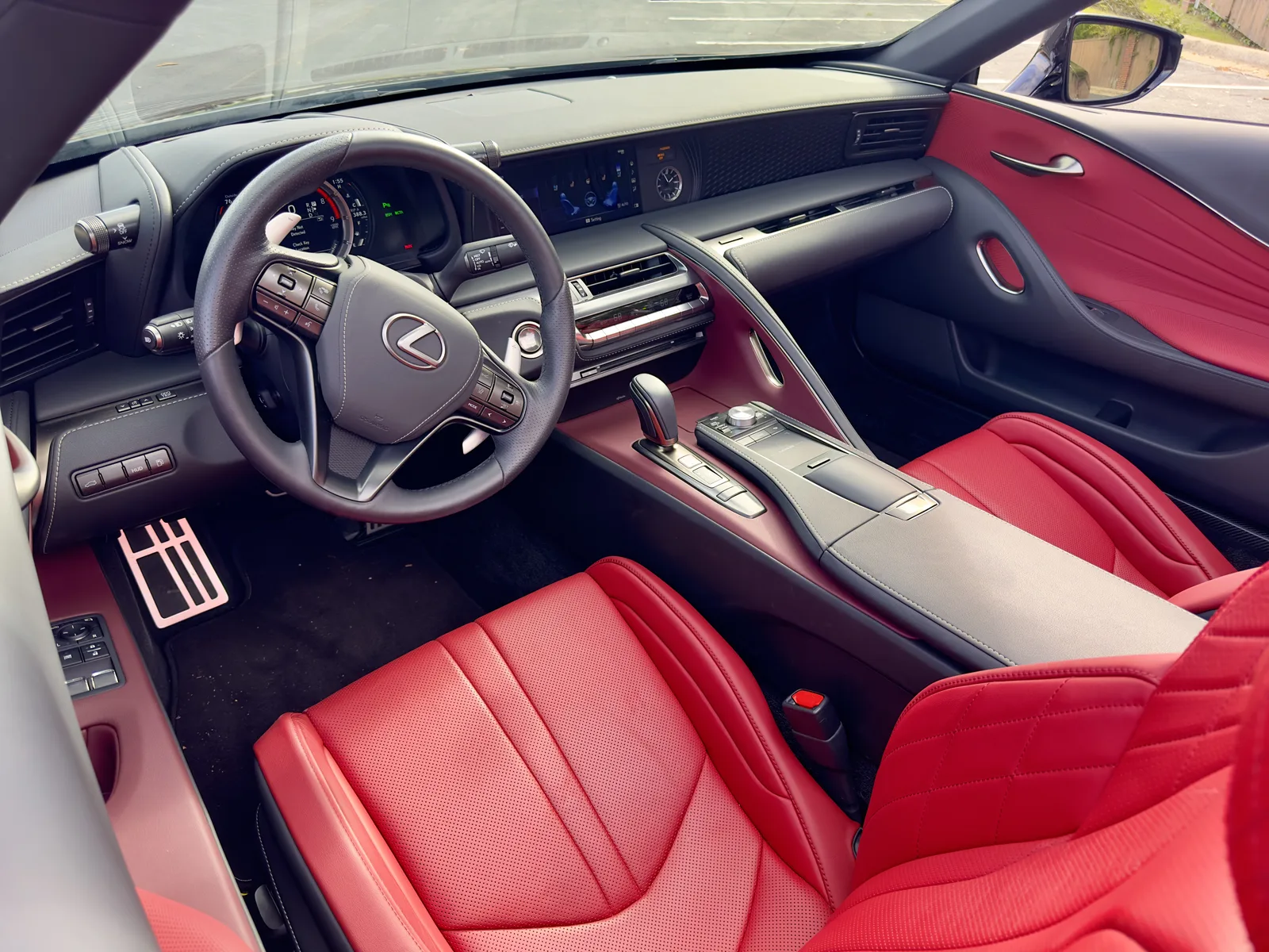 Making an Impression: Testing the 2022 Lexus LC 500 Convertible