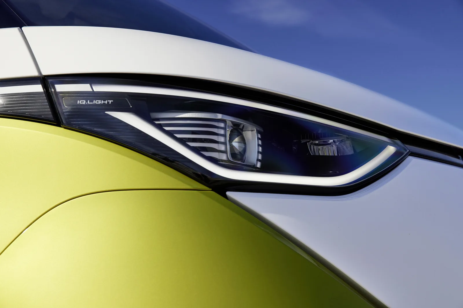 Modern Flower-Power: We Check out the VW ID.BUZZ at the LA Auto Show