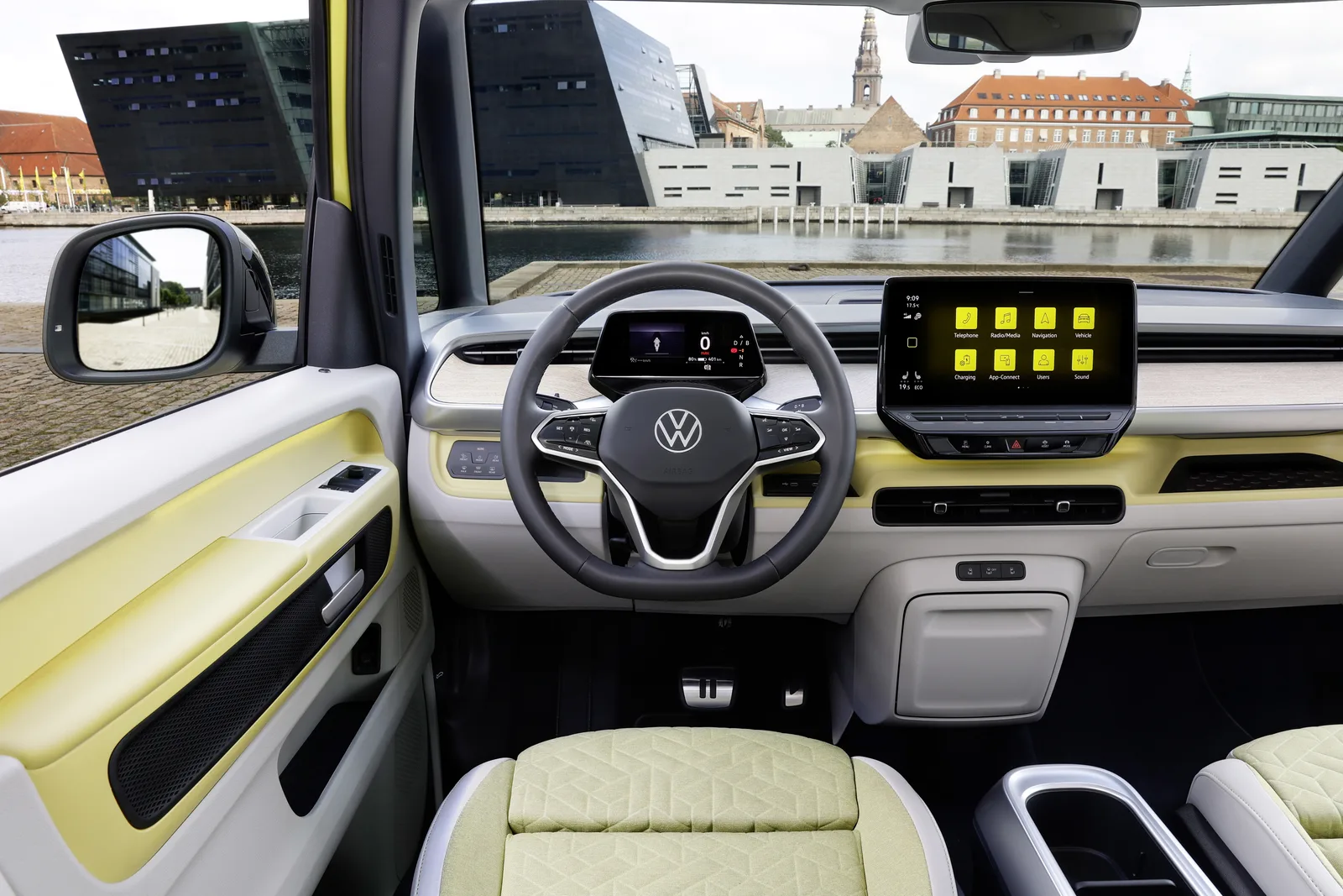 Modern Flower-Power: We Check out the VW ID.BUZZ at the LA Auto Show