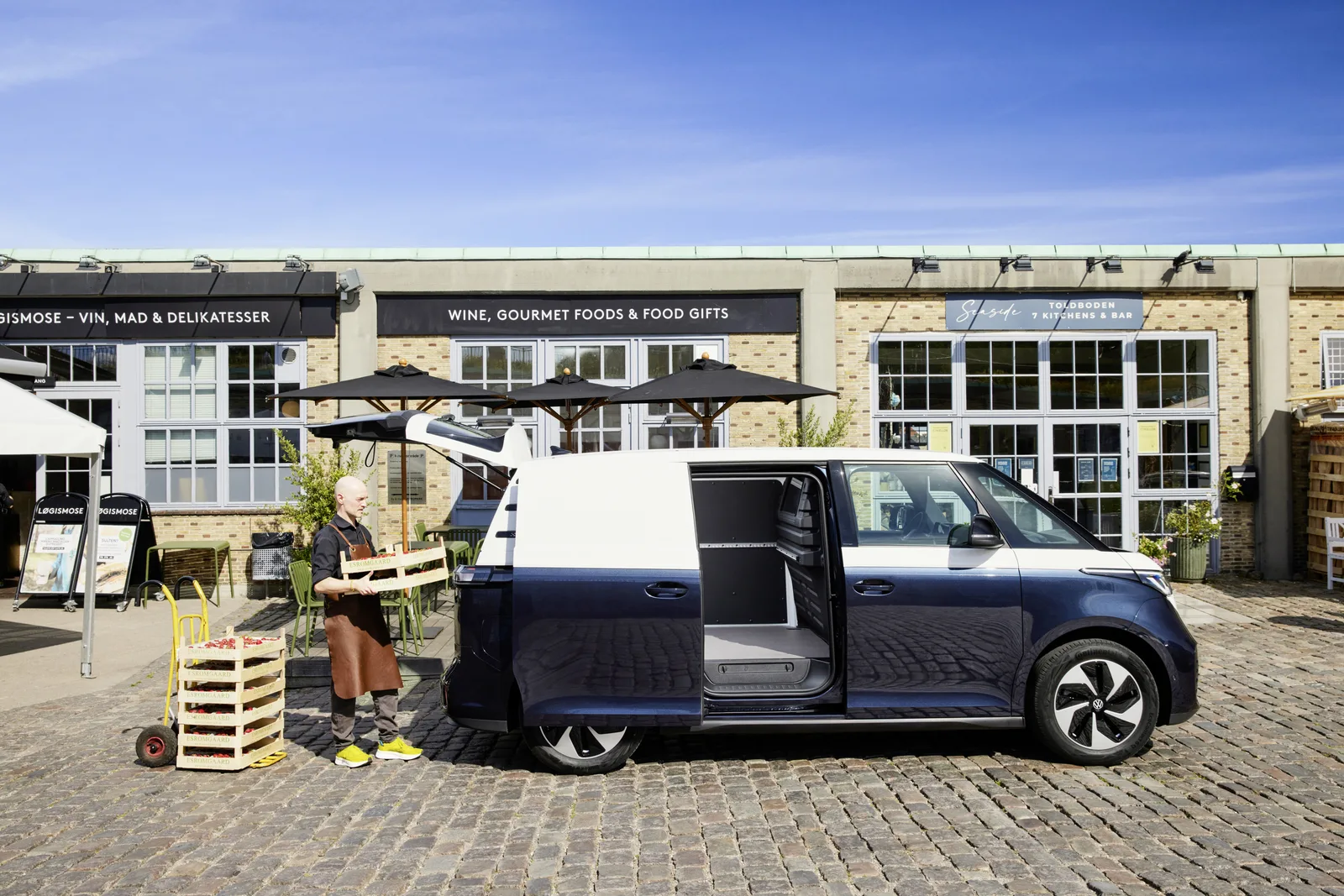 Modern Flower-Power: We Check out the VW ID.BUZZ at the LA Auto Show