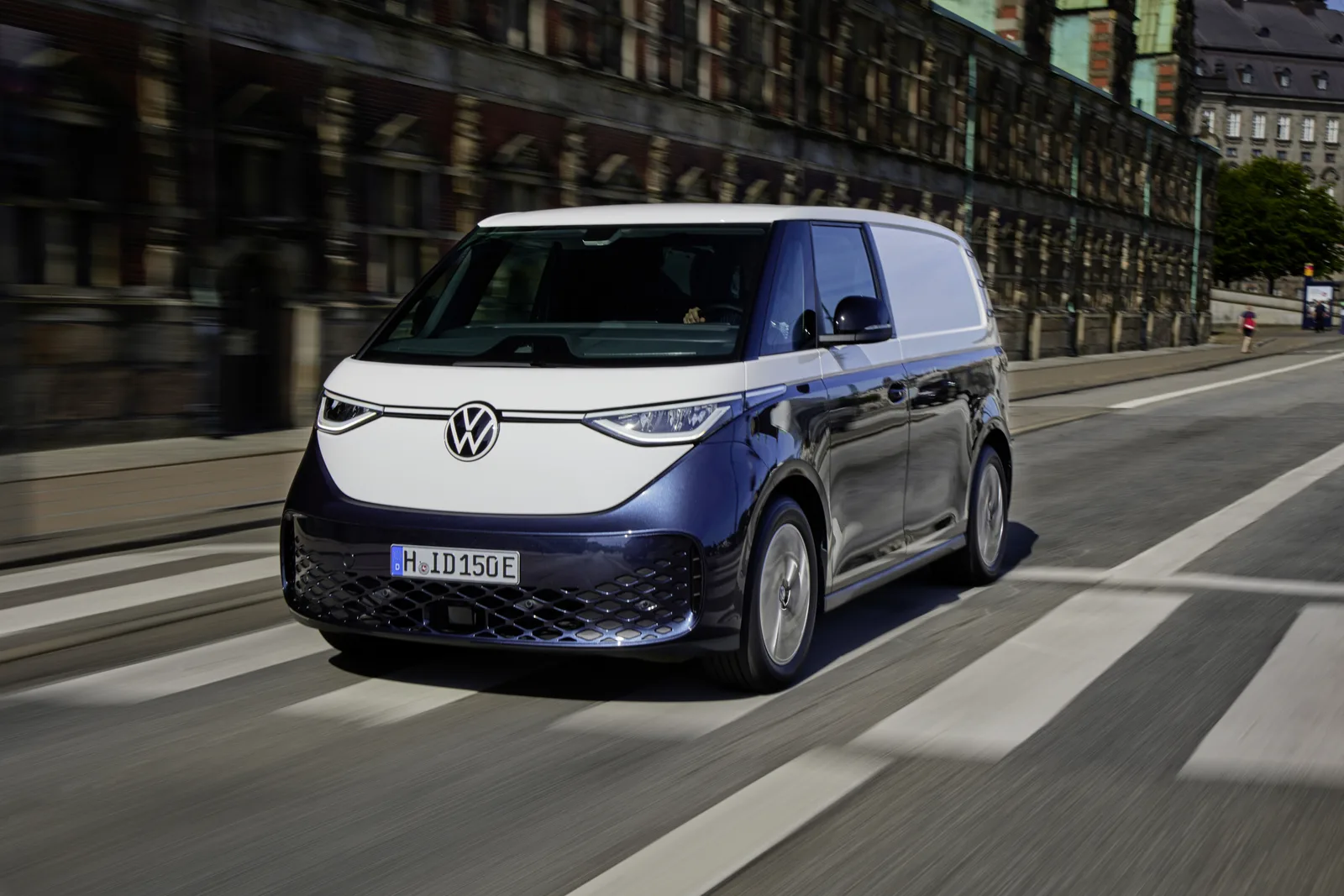 Modern Flower-Power: We Check out the VW ID.BUZZ at the LA Auto Show