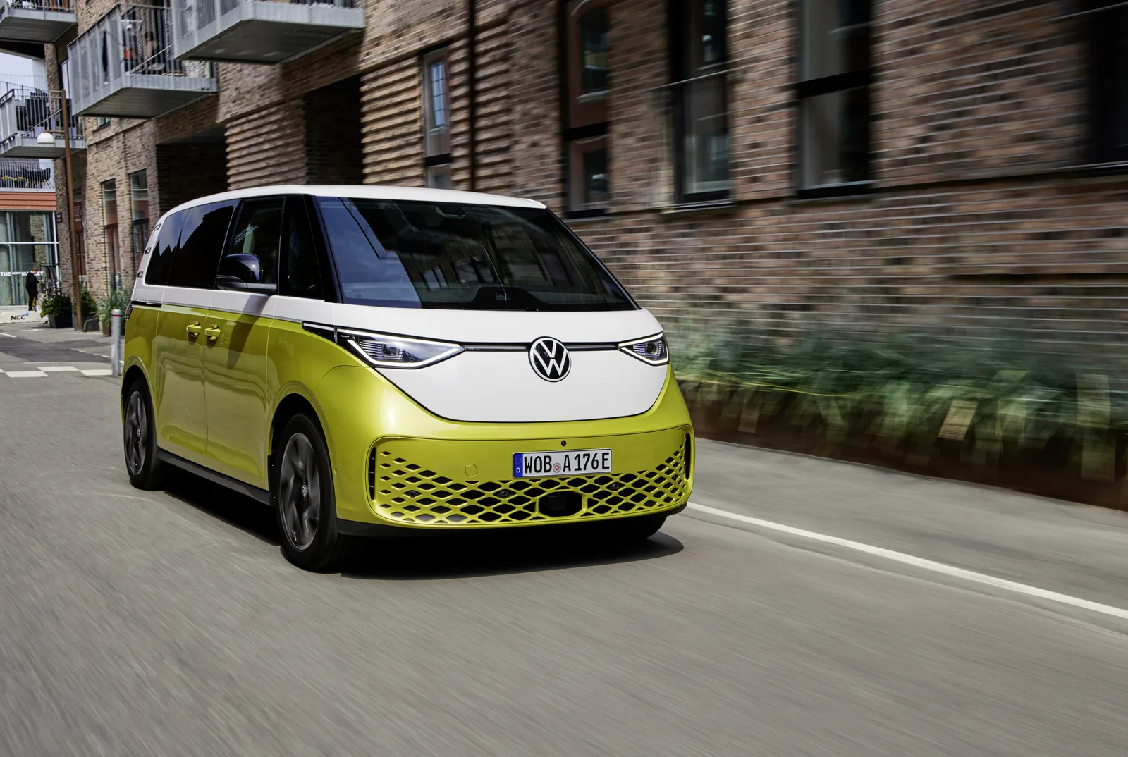 Modern Flower-Power: We Check out the VW ID.BUZZ at the LA Auto Show