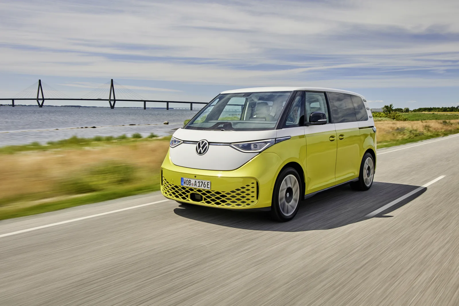 Modern Flower-Power: We Check out the VW ID.BUZZ at the LA Auto Show