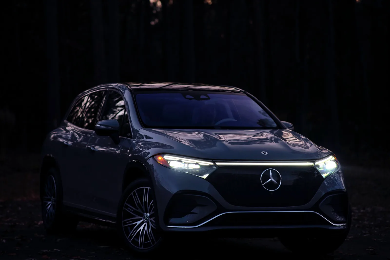 Better than a Tesla Model X? 2023 Mercedes-Benz EQS 580 4MATIC SUV