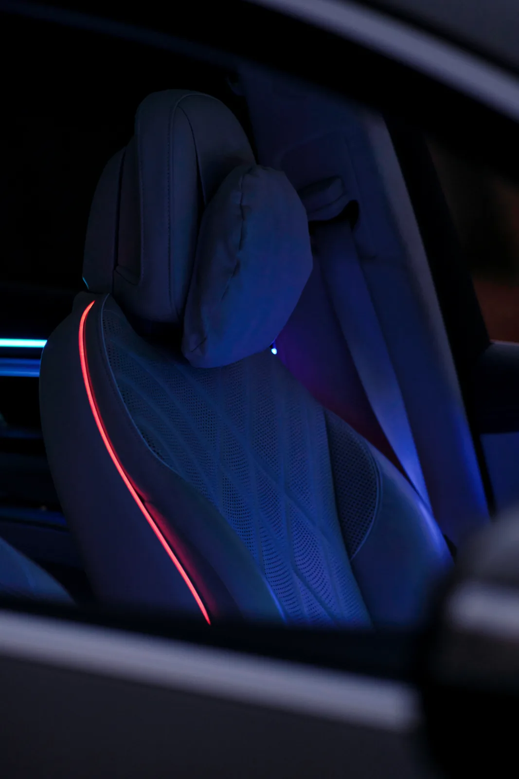 Better than a Tesla Model X? 2023 Mercedes-Benz EQS 580 4MATIC SUV
