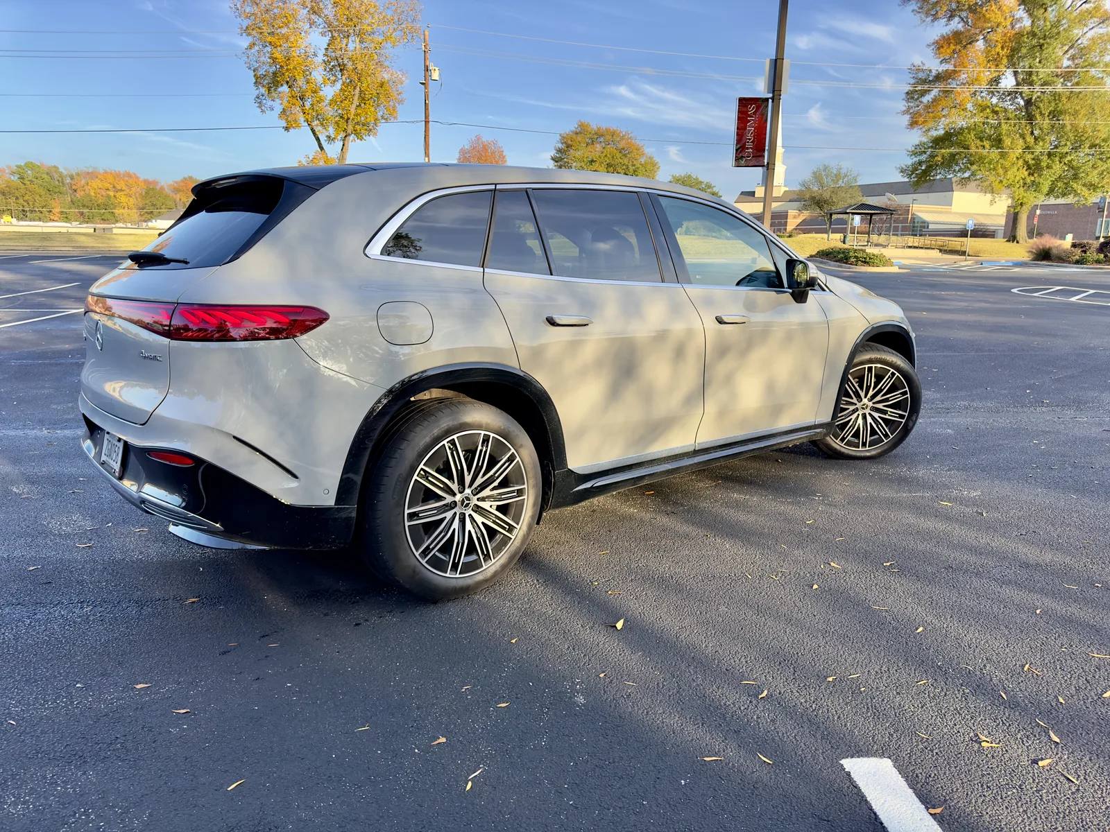 Better than a Tesla Model X? 2023 Mercedes-Benz EQS 580 4MATIC SUV