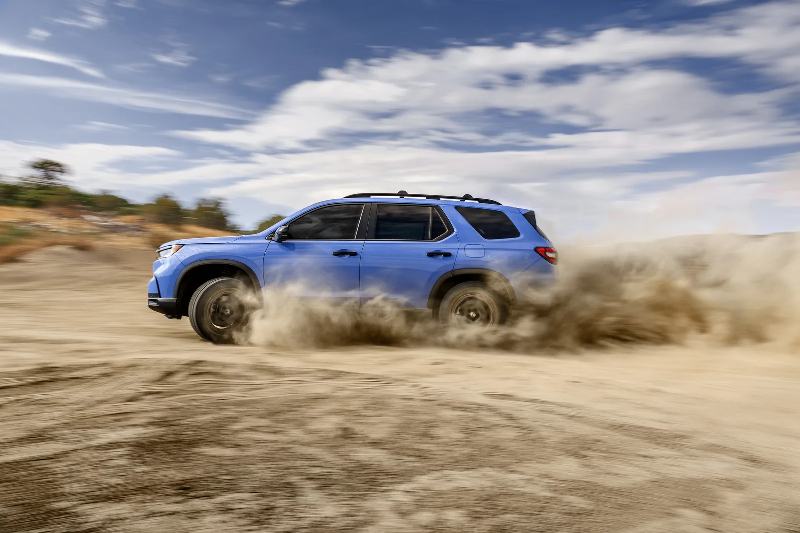 Honda's 3-Row Goes Rugged! 2023 Honda Pilot TrailSport