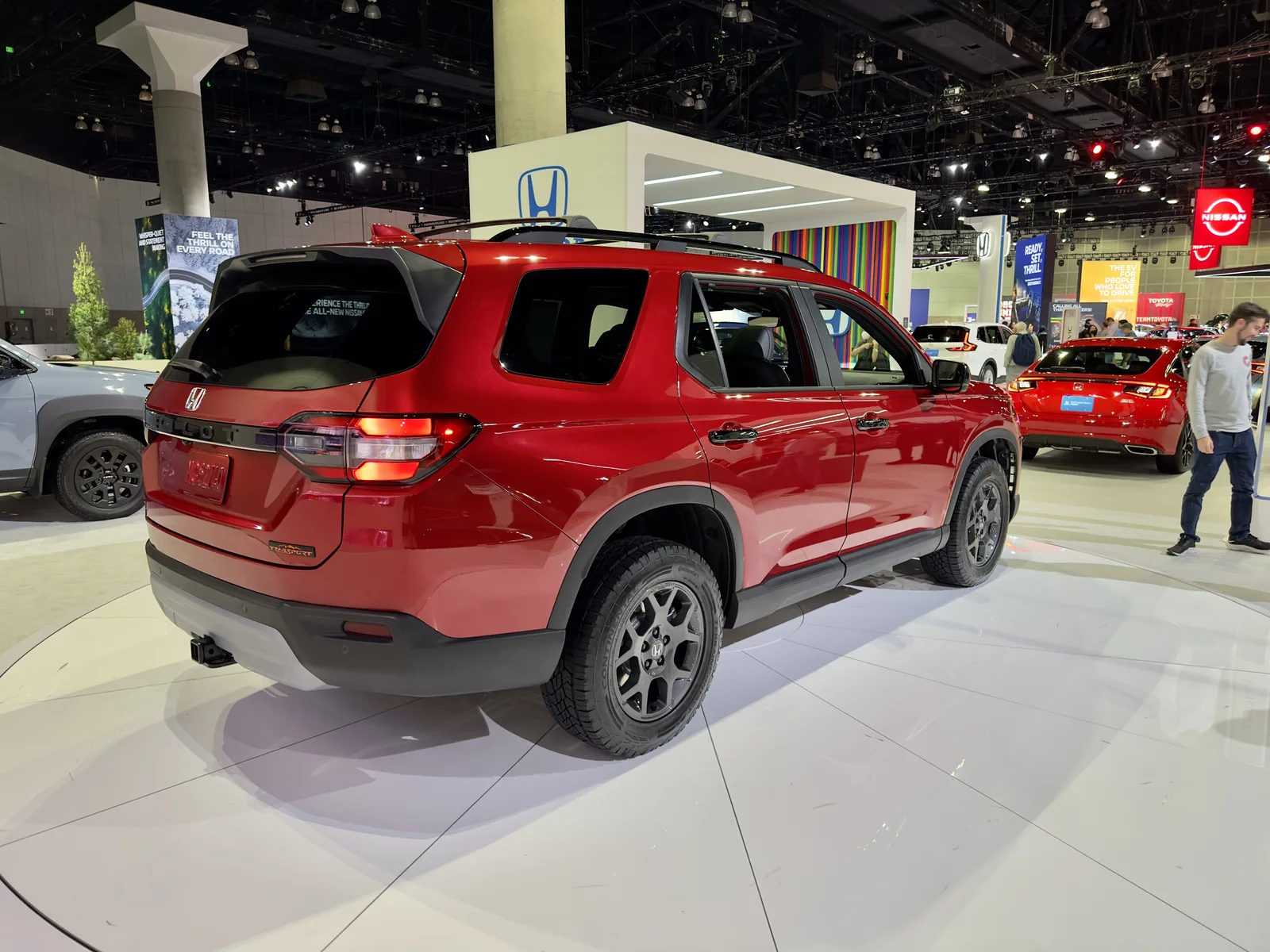 Honda's 3-Row Goes Rugged! 2023 Honda Pilot TrailSport