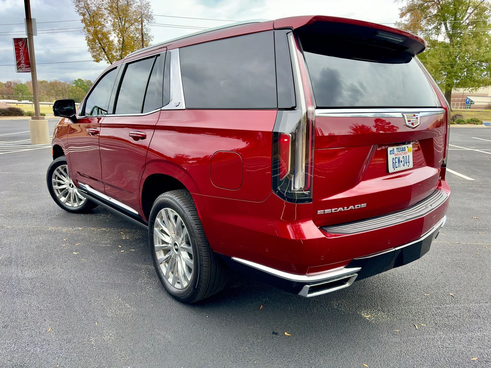 Large, American Luxury: We Drive the 2023 Cadillac Escalade