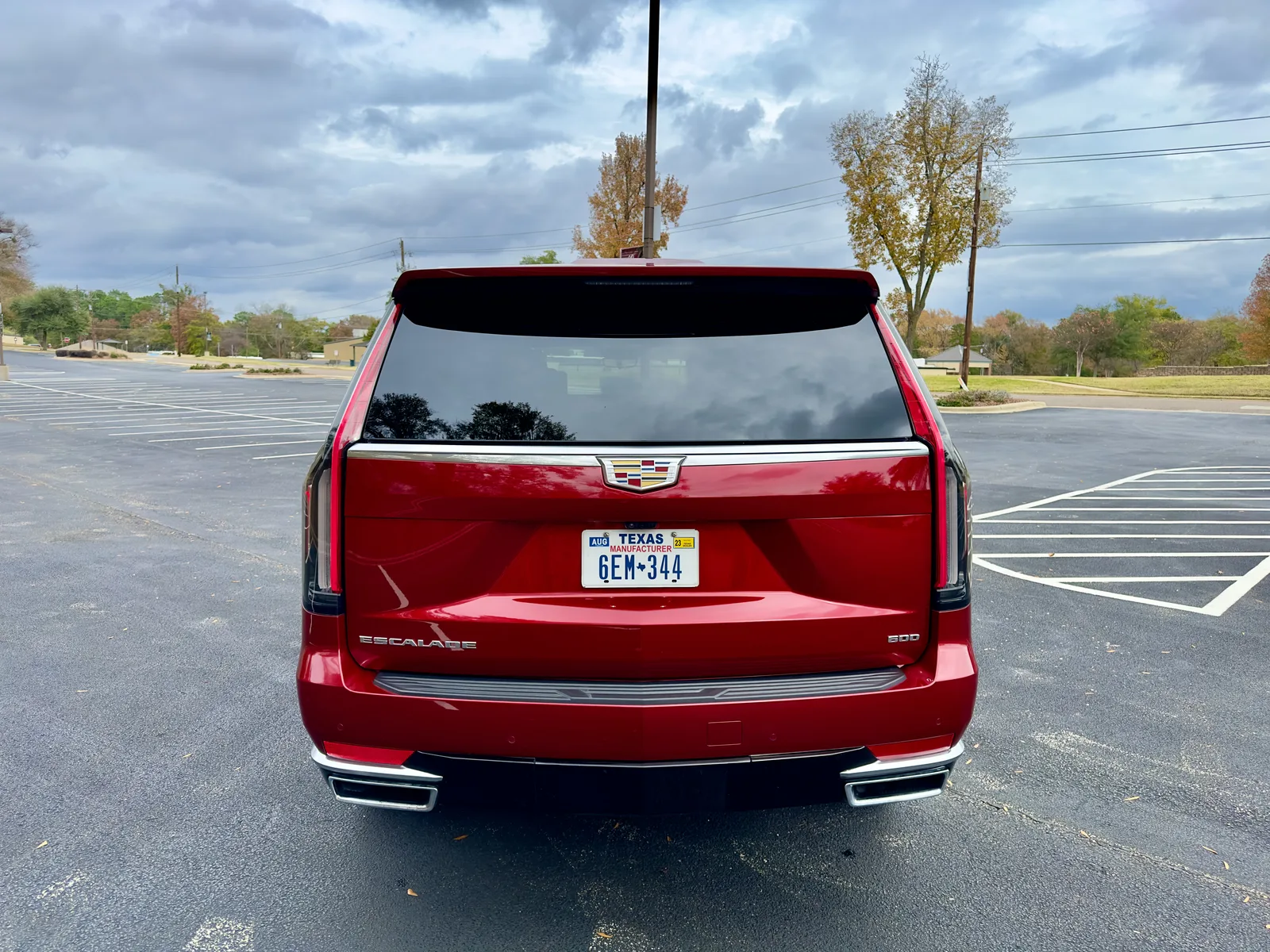 Large, American Luxury: We Drive the 2023 Cadillac Escalade