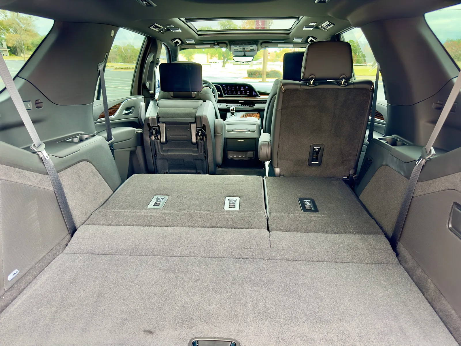 Large, American Luxury: We Drive the 2023 Cadillac Escalade