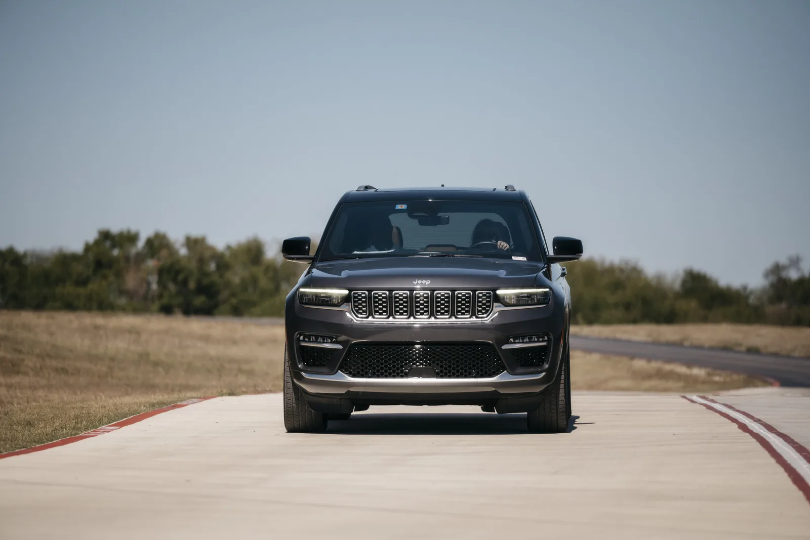 Quick Drive in the 2022 Jeep Grand Cherokee Summit Reserve 4xe