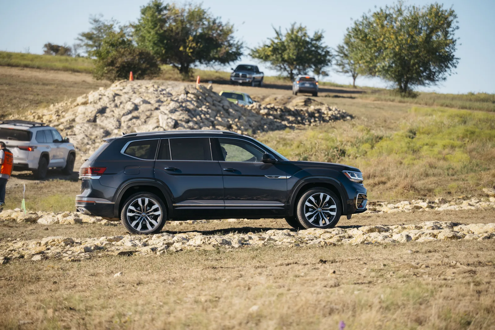Quick Drive in the 2022 VW Atlas V6 SEL Premium R-Line