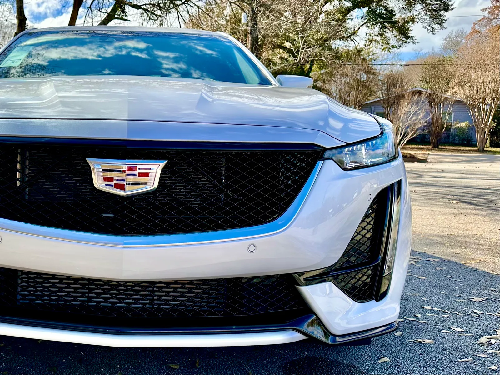 2023 Cadillac CT5 Sport: A Beautiful and Luxurious Sedan in a Sea of Crossovers