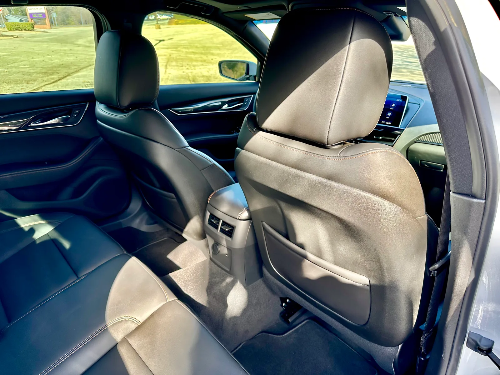 2023 Cadillac CT5 Sport: A Beautiful and Luxurious Sedan in a Sea of Crossovers