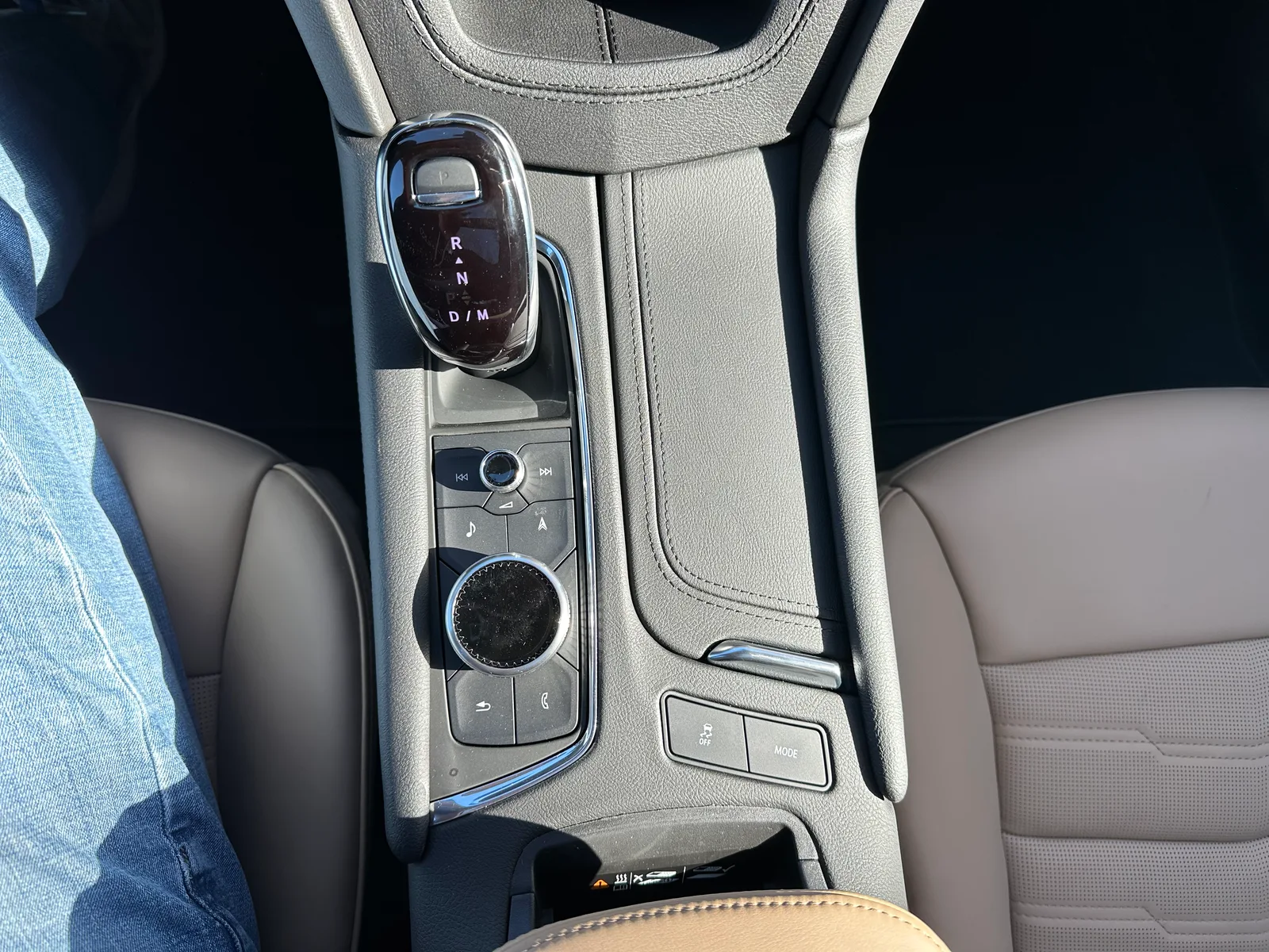 2023 Cadillac XT5 Sport: Caddy's Best-Selling Crossover - AND WE CAN SEE WHY