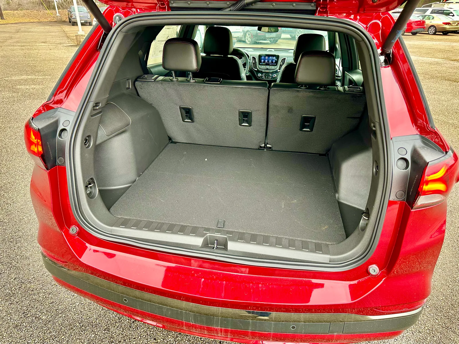 2023 Chevrolet Equinox RS AWD: A Sporty and Efficient Crossover SUV