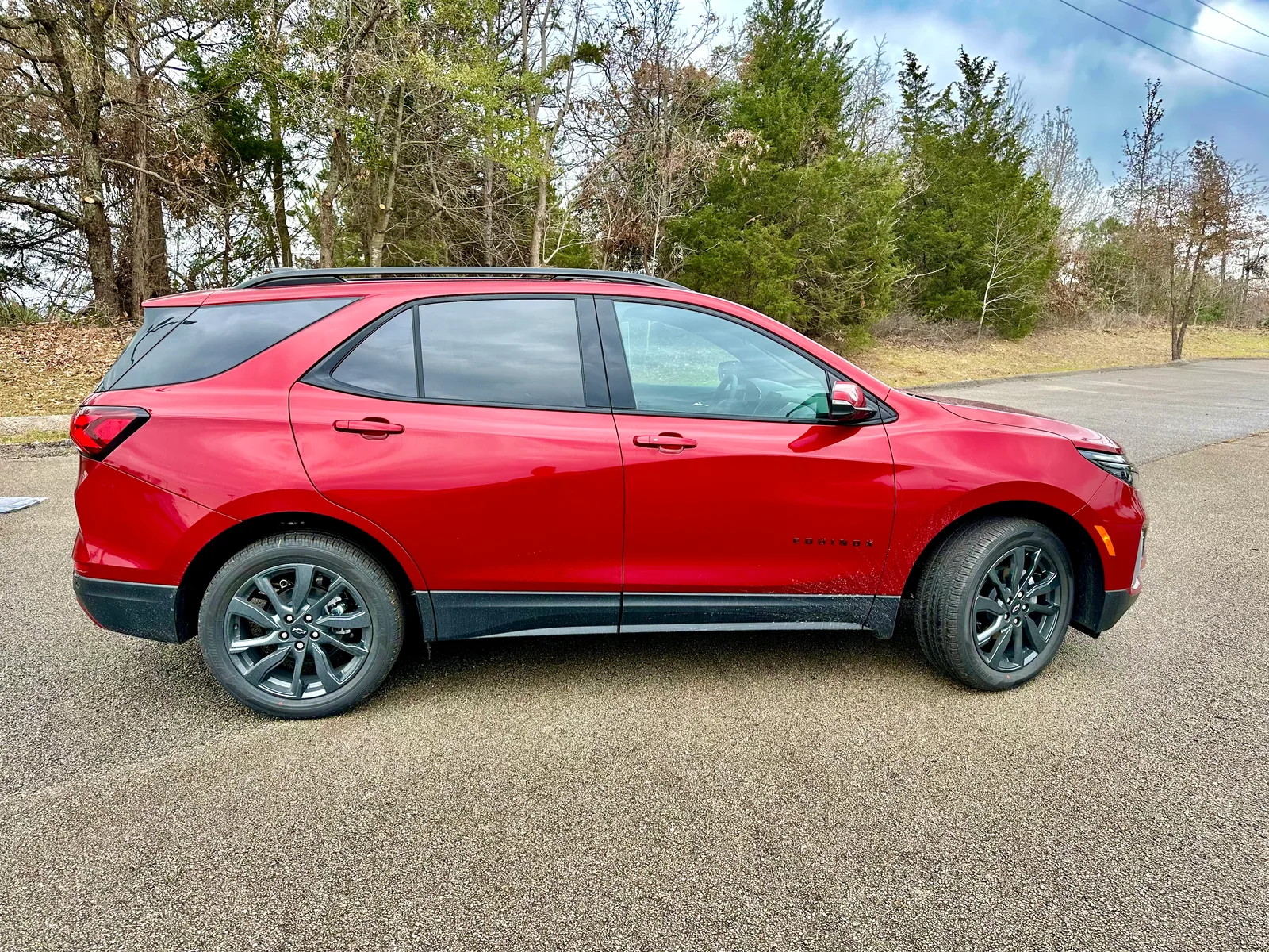2023 Chevrolet Equinox RS AWD: A Sporty and Efficient Crossover SUV