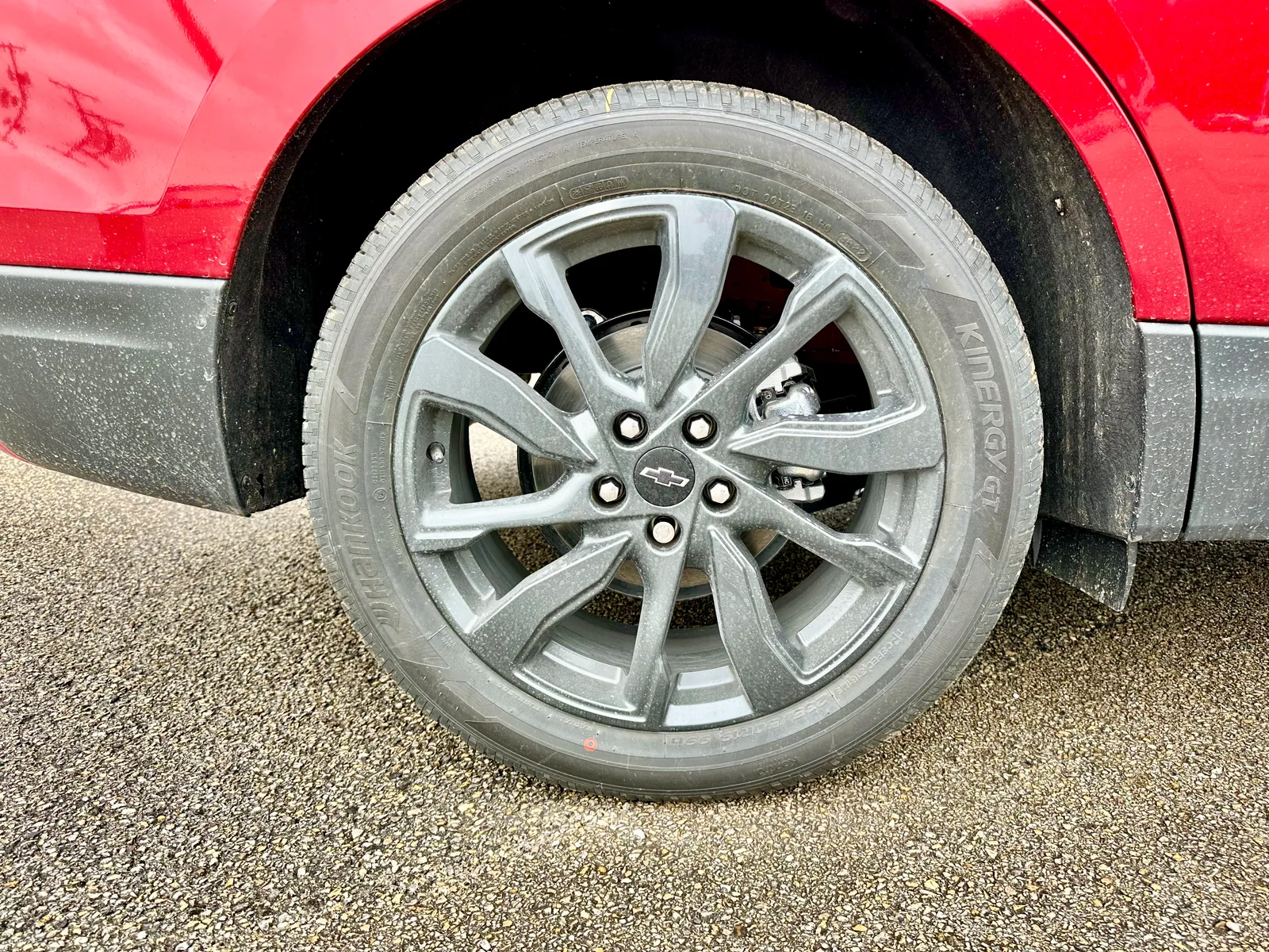 2023 Chevrolet Equinox RS AWD: A Sporty and Efficient Crossover SUV