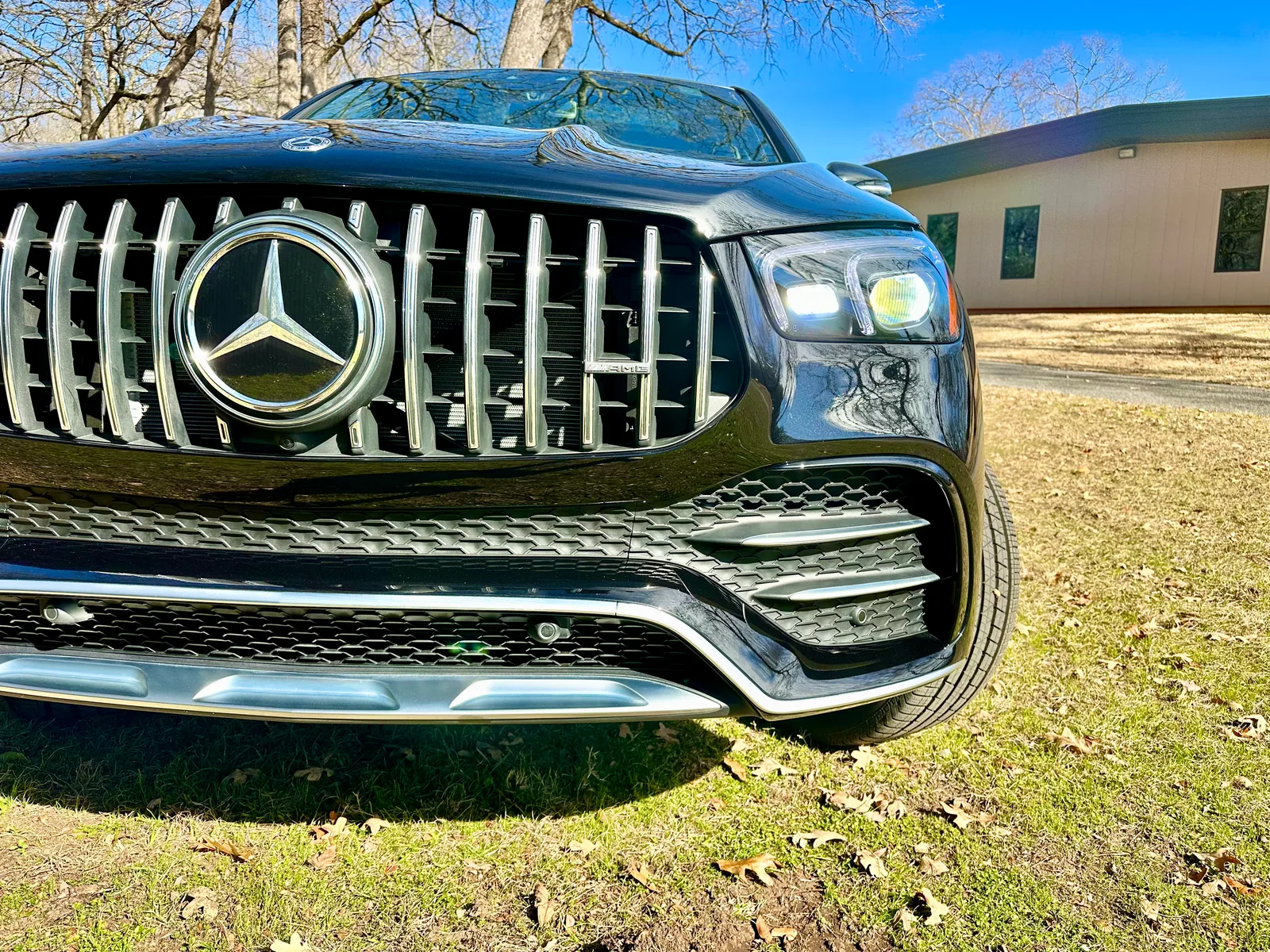 2023 Mercedes-AMG GLE 53: A Beautiful Luxury SUV with AMG Power