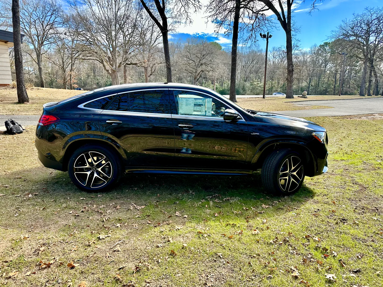 2023 Mercedes-AMG GLE 53: A Beautiful Luxury SUV with AMG Power