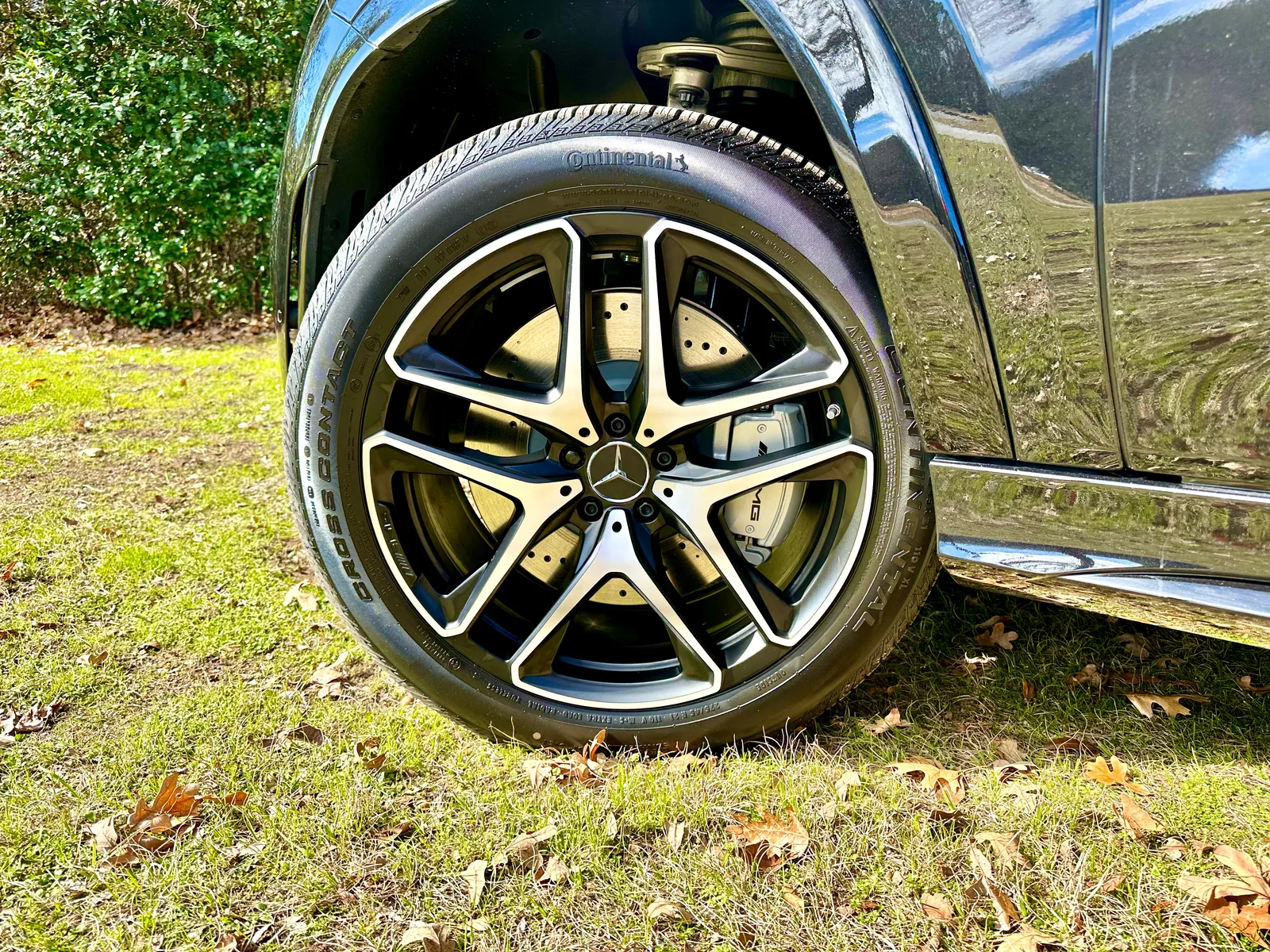 2023 Mercedes-AMG GLE 53: A Beautiful Luxury SUV with AMG Power