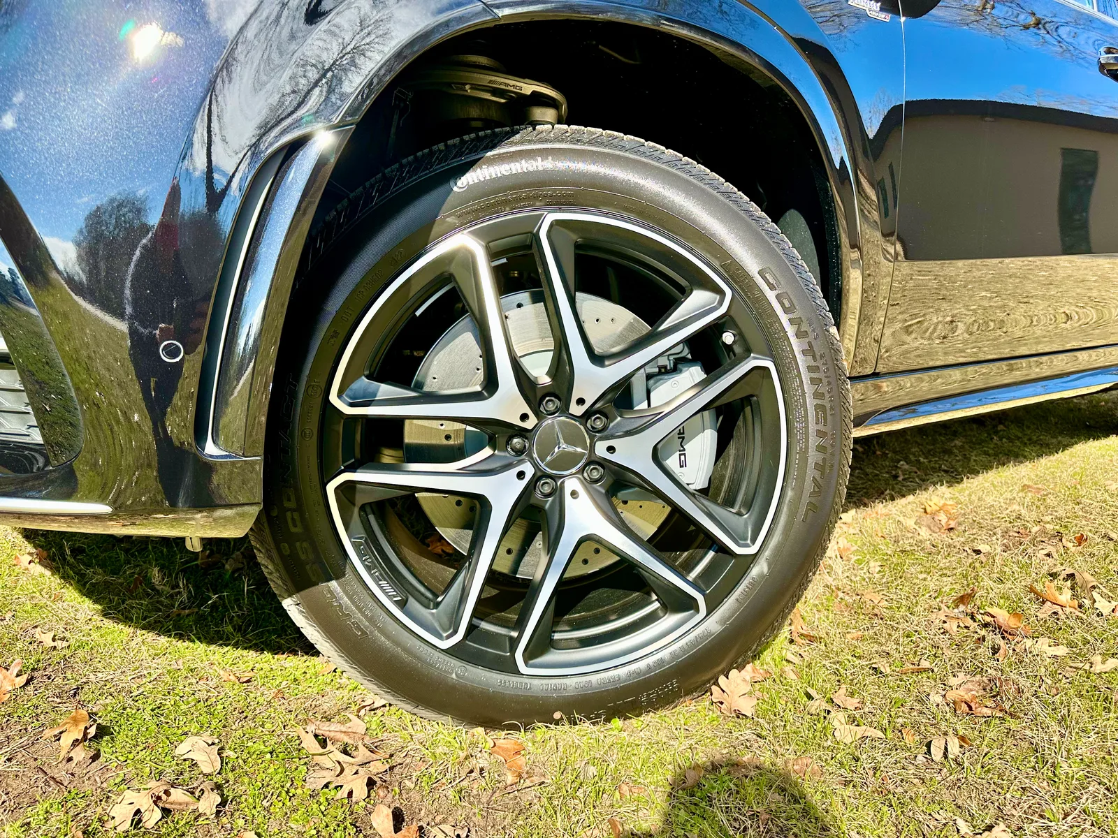 2023 Mercedes-AMG GLE 53: A Beautiful Luxury SUV with AMG Power