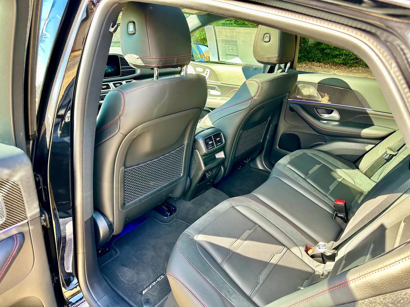 2023 Mercedes-AMG GLE 53: A Beautiful Luxury SUV with AMG Power